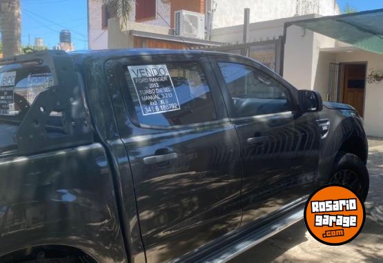 Autos - Ford Ranger DC 4x2 XLS 3.2L D 2013 Diesel 235000Km - En Venta
