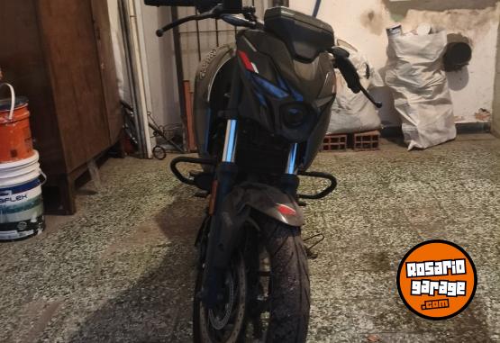 Motos - Bajaj N250 2023 Nafta 4500Km - En Venta