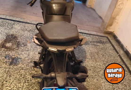 Motos - Bajaj N250 2023 Nafta 4500Km - En Venta