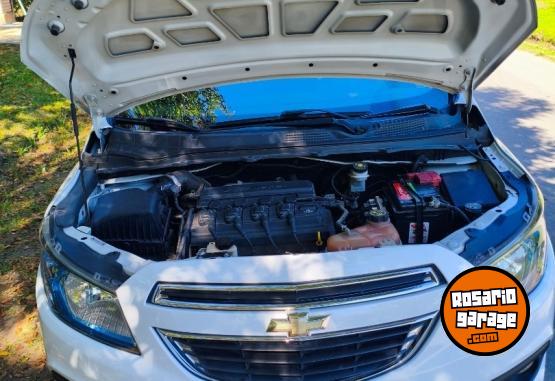 Autos - Chevrolet ONIX 1.4 LTZ 2015 Nafta 80000Km - En Venta