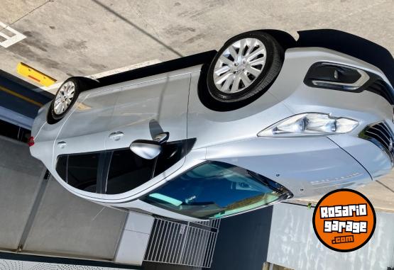 Autos - Peugeot 408 thp 2016 Nafta 210000Km - En Venta