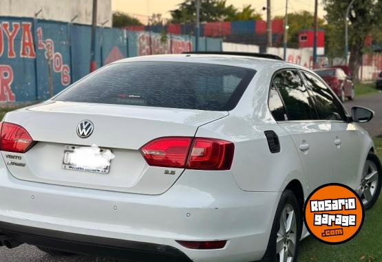 Autos - Volkswagen VENTO 2014 Nafta 111111Km - En Venta