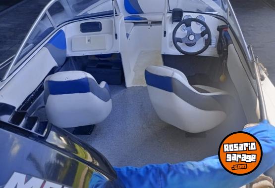 Embarcaciones - TRAKKER  520 MOTOR MERCURY 75  A�O 2013 - En Venta