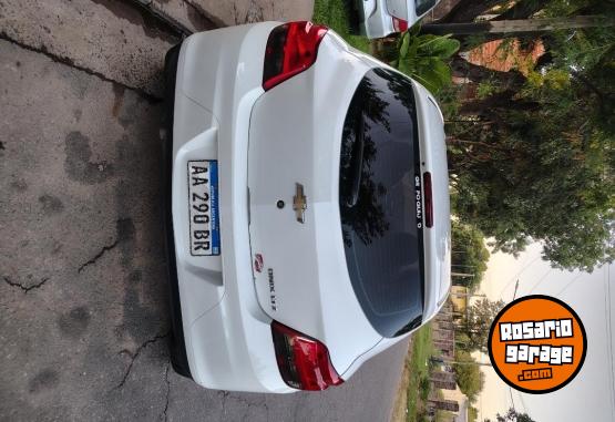 Autos - Chevrolet Onix 2016 GNC 163000Km - En Venta