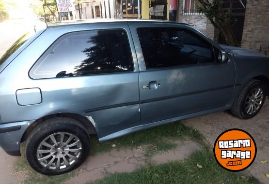 Autos - Volkswagen Gol 2000 Nafta 370000Km - En Venta