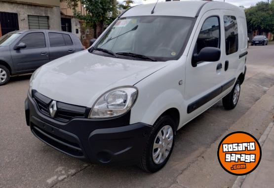 Utilitarios - Renault KANGOO CONFORT PACK 1.6N 2017 Nafta 113000Km - En Venta