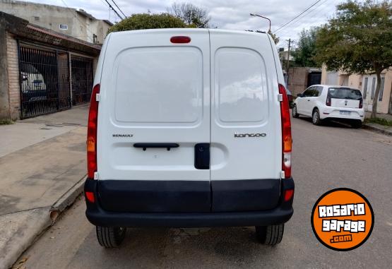Utilitarios - Renault KANGOO CONFORT PACK 1.6N 2017 Nafta 113000Km - En Venta