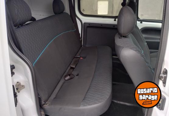 Utilitarios - Renault KANGOO CONFORT PACK 1.6N 2017 Nafta 113000Km - En Venta