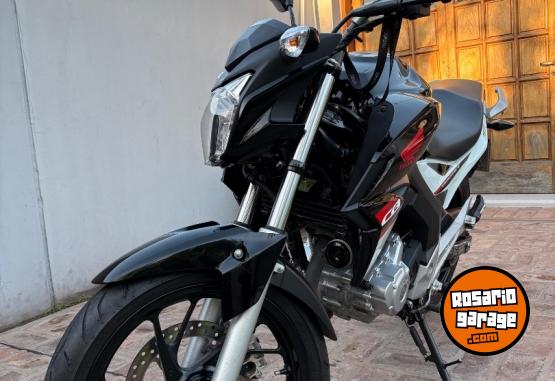 Motos - Honda Twister 2018 Nafta 7000Km - En Venta