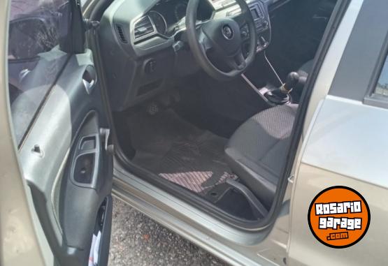 Autos - Volkswagen Gol trend 2017 Nafta 114444Km - En Venta