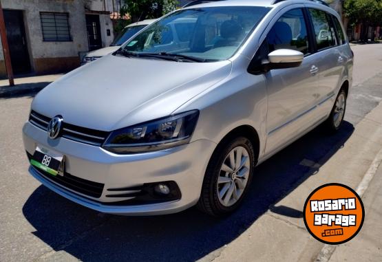 Autos - Volkswagen SURAN TRENDLINE 1.6N 2015 Nafta 115000Km - En Venta