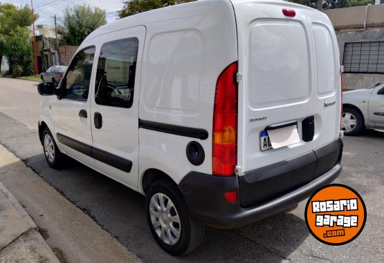 Utilitarios - Renault KANGOO CONFORT 1.6 5A 2017 GNC 145000Km - En Venta