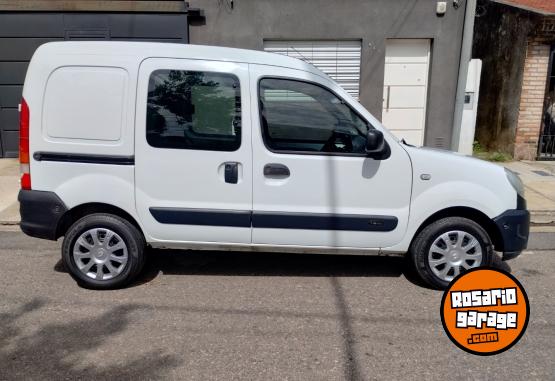 Utilitarios - Renault KANGOO CONFORT 1.6 5A 2017 GNC 145000Km - En Venta