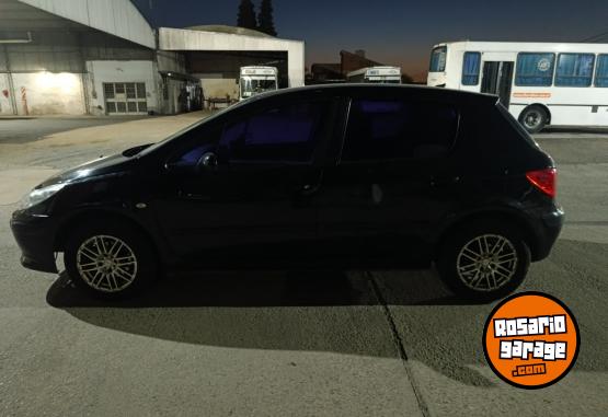 Autos - Peugeot 307 2007 Nafta 210000Km - En Venta