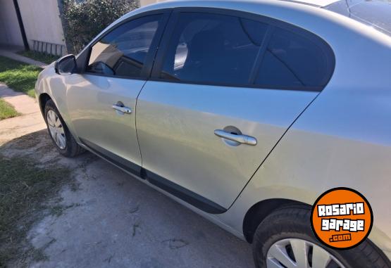 Autos - Renault Fluence 2011 Nafta 215000Km - En Venta
