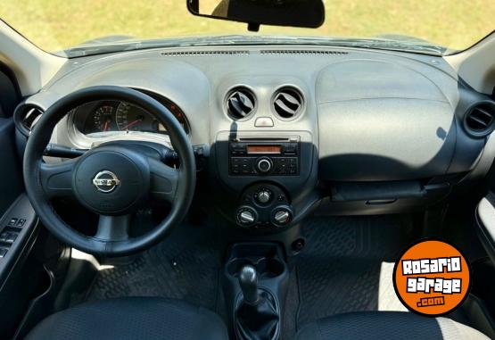 Autos - Nissan MARCH ACTIVE 2015 Nafta 130000Km - En Venta