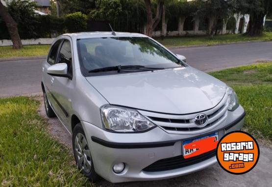 Autos - Toyota Etios 2016 - 1.5 XS - 5 p 2016 Nafta 154000Km - En Venta