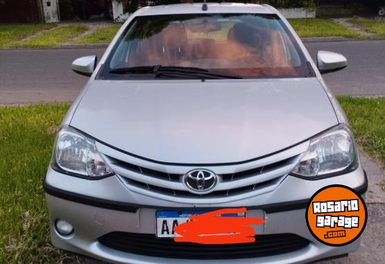 Autos - Toyota Etios 2016 - 1.5 XS - 5 p 2016 Nafta 154000Km - En Venta