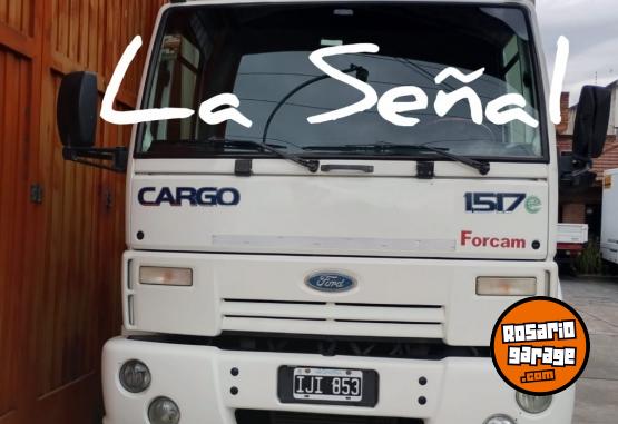 Camiones y Gr�as - Ford cargo 1517 - En Venta