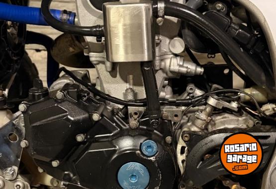 Cuatris y UTVs - Yamaha Yfz 450r 2011  555555Km - En Venta