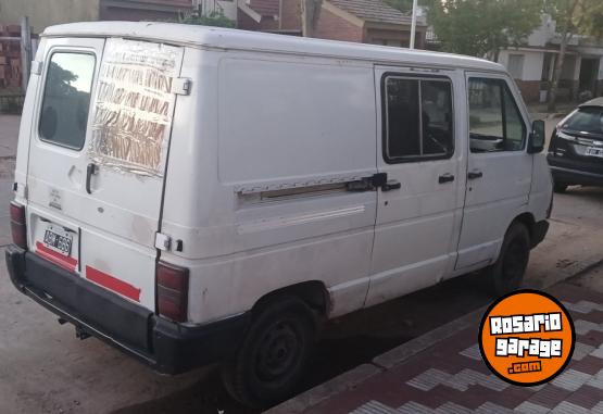 Utilitarios - Renault Trafic 1995 Diesel 111111Km - En Venta