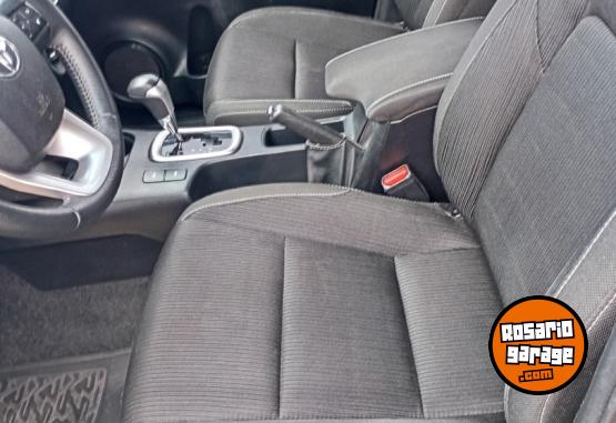 Camionetas - Toyota Hilux SR DC 4X4 AT 2024 Diesel 46700Km - En Venta