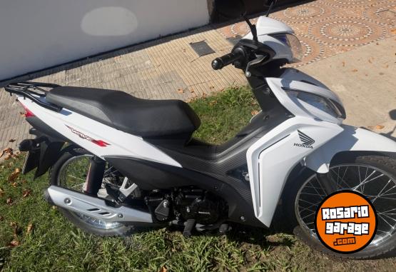 Motos - Honda Wave 2024 Nafta 3700Km - En Venta
