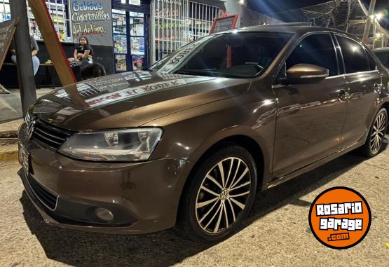 Autos - Volkswagen Vento 2012 Nafta 140000Km - En Venta