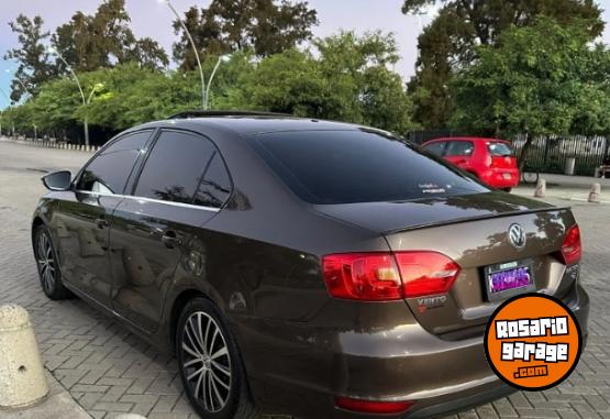 Autos - Volkswagen Vento 2012 Nafta 140000Km - En Venta