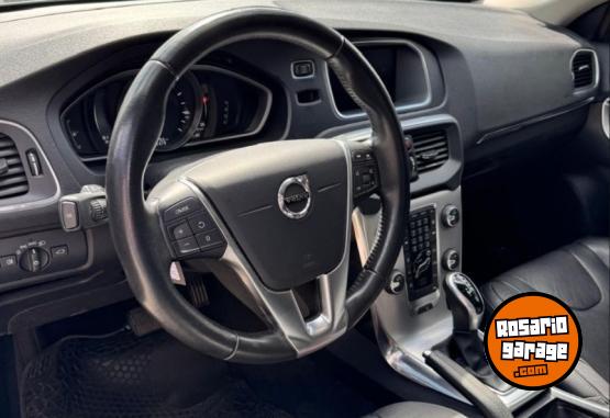 Autos - Volvo V40- inscription 2017 Nafta 122000Km - En Venta