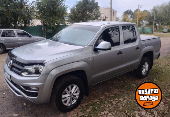 Camionetas - Volkswagen Amarok 2023 Diesel 114000Km - En Venta