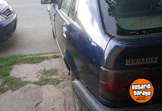 Autos - Renault 19 1997 GNC 111111Km - En Venta