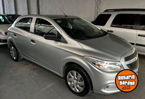 Autos - Chevrolet Onix 2015 Nafta 125000Km - En Venta