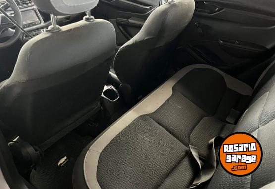 Autos - Chevrolet Onix 2015 Nafta 125000Km - En Venta