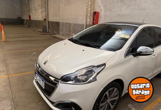 Autos - Peugeot 208 Feline 2018 Nafta 86000Km - En Venta