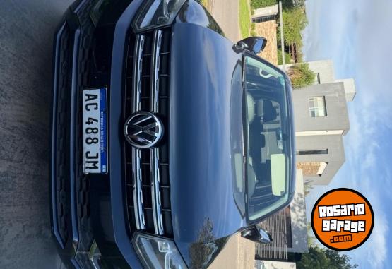 Autos - Volkswagen Amarok highline 4x4 2.0 2018 Diesel 135000Km - En Venta