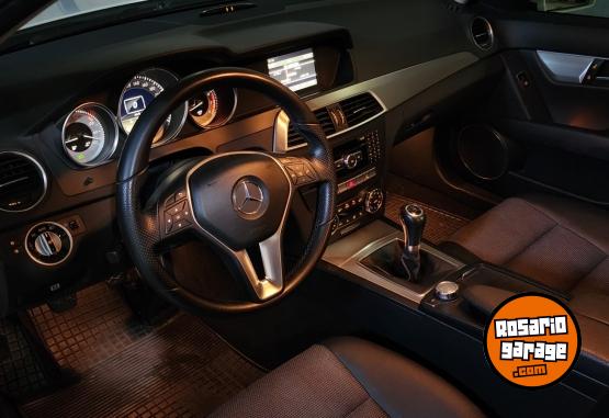 Autos - Mercedes Benz C200 2012 Nafta 140000Km - En Venta