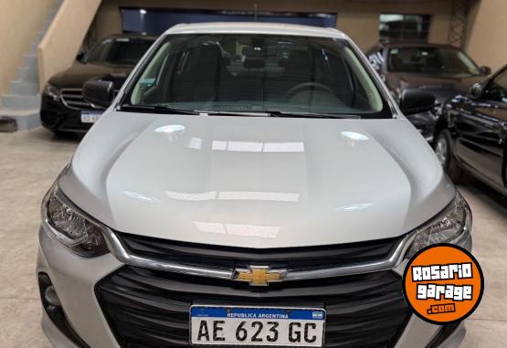 Autos - Chevrolet ONIX 2020 Nafta 70000Km - En Venta