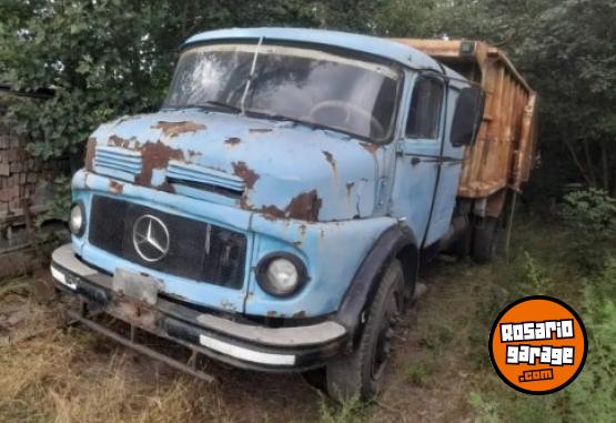 Camiones y Gr�as - Mercedes 1114 con turbo y caja - En Venta