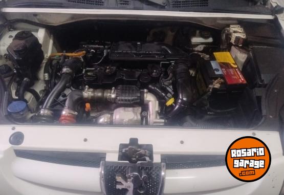 Utilitarios - Peugeot Partner 2013 Diesel 167500Km - En Venta