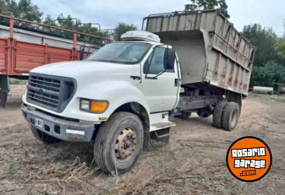 Camiones y Gr�as - Vendo Ford 14000 - En Venta