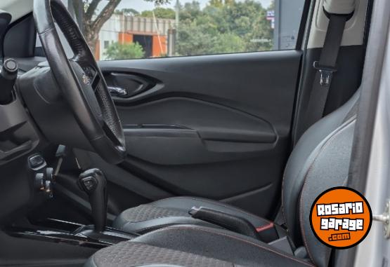 Autos - Chevrolet Onix 2017 Nafta 82000Km - En Venta