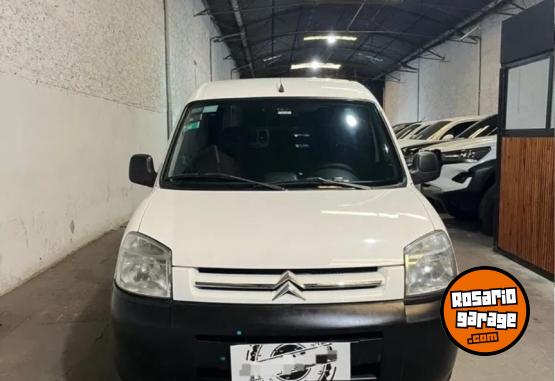 Utilitarios - Citroen Berlingo 2020 Diesel 200000Km - En Venta