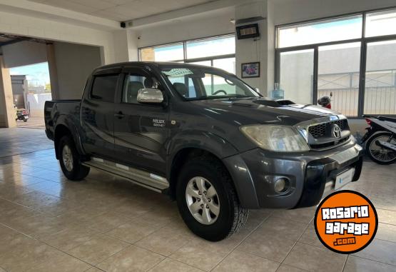 Camionetas - Toyota HILUX SRV 2011 Diesel 237561Km - En Venta