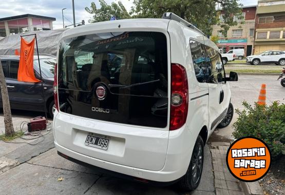 Utilitarios - Fiat DOBLO 1.4 ACTIVE HIGH SEC 2014 Nafta 211000Km - En Venta