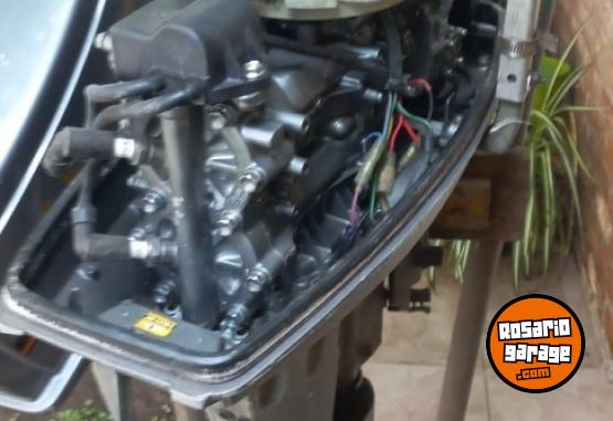 Otros (N�utica) - Vendo motor fuera de borda 15hp 2t - En Venta