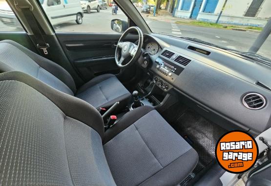 Autos - Suzuki SWIFT 1.5 2011 Nafta 110000Km - En Venta
