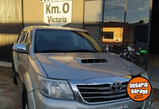 Camionetas - Toyota SRV 3.0T 4x2 2013 Diesel 236000Km - En Venta