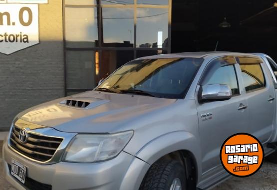 Camionetas - Toyota SRV 3.0T 4x2 2013 Diesel 236000Km - En Venta