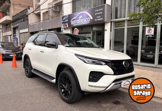 Camionetas - Toyota SW4 SRX 2022 Diesel 60000Km - En Venta